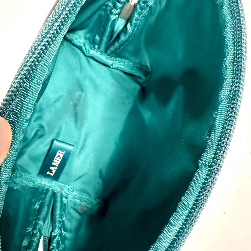 La Mer Green Make up/Cosmetic Bag